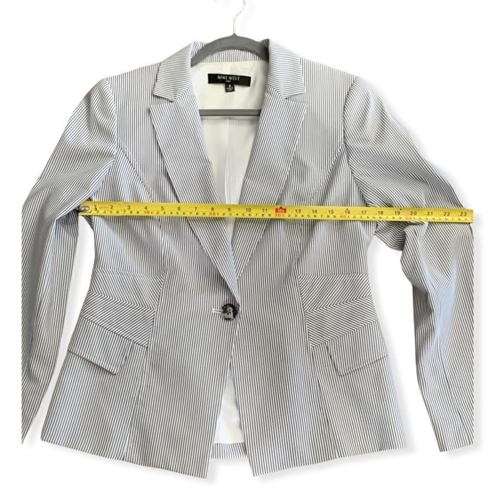 𝅺nine West Pin Striped Blazer - Picture 7 of 10